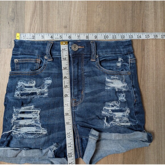 American Eagle Curvy Hi Rise Shortie Size 2 Blue Denim Distressed Stretch - Picture 8 of 9